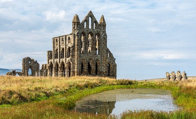 whitby-abbey english coast